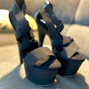 Pleaser Heels — ADORE - 769 Size 8